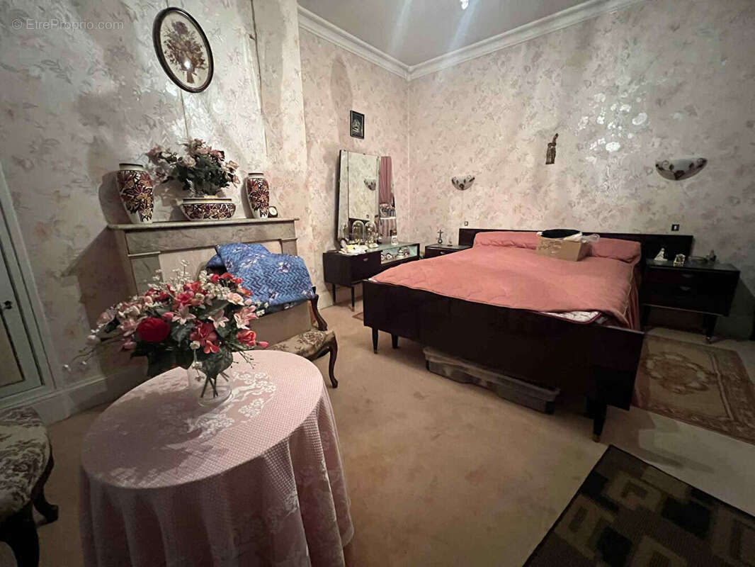 Maison à ORIGNY-SAINTE-BENOITE