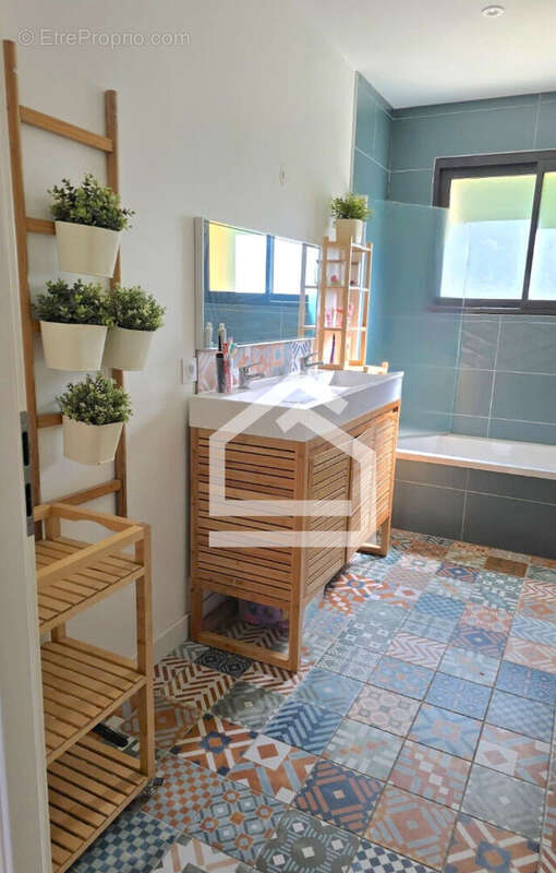 Maison à LE PIAN-MEDOC