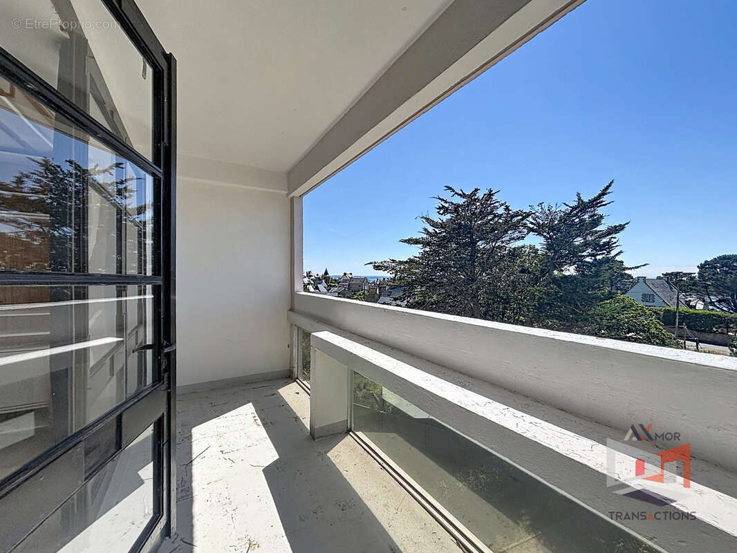TREBEURDEN : Appartement T2 avec vue mer et proximité commerces - photo 9