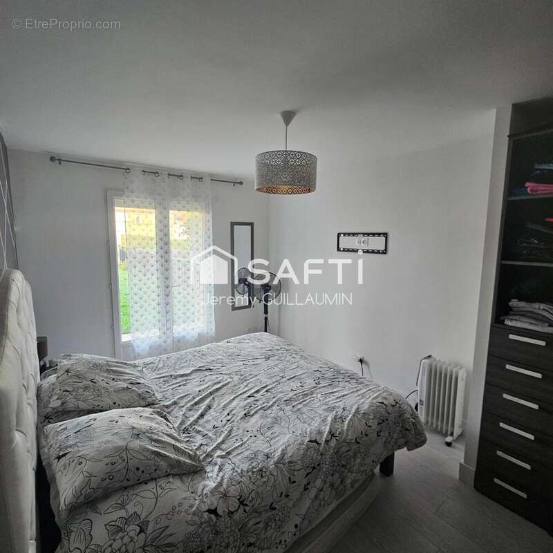 Photo 5 - Maison à SAINT-REMY-EN-ROLLAT