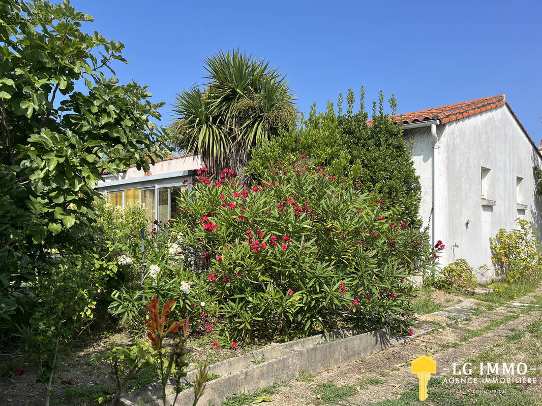 Maison à SAINT-GEORGES-DE-DIDONNE