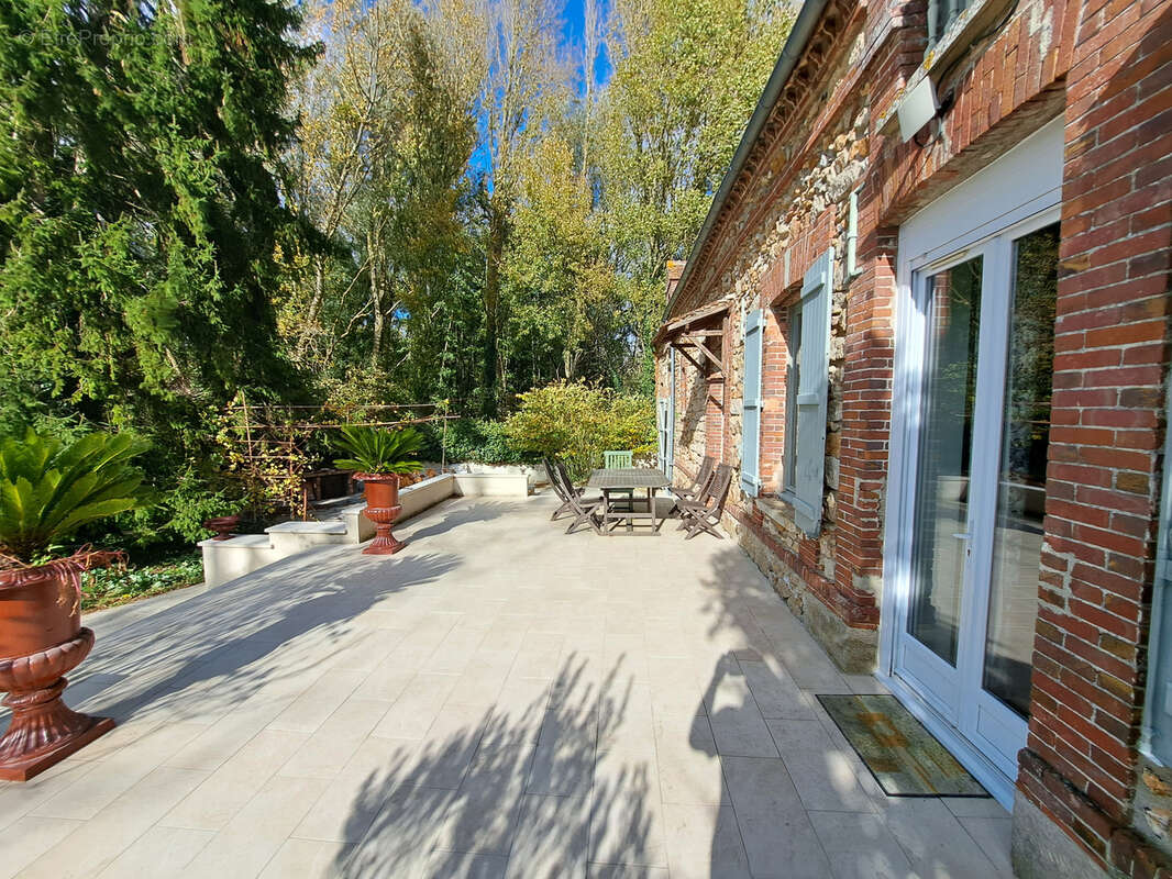 Maison à BRAY-SUR-SEINE