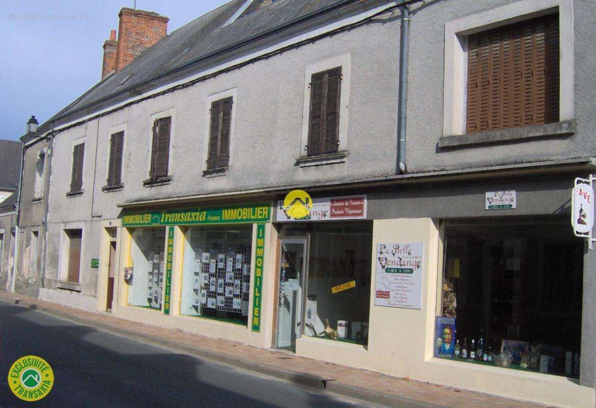 Maison à MEZIERES-EN-BRENNE
