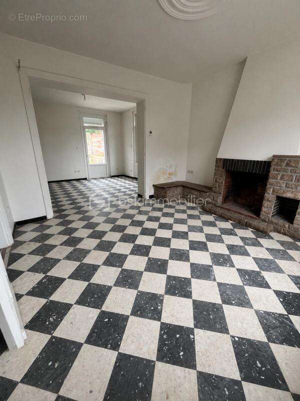 Maison à ANNAY