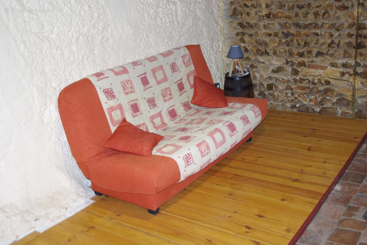 Maison à SAINT-PIERRE-LA-NOAILLE