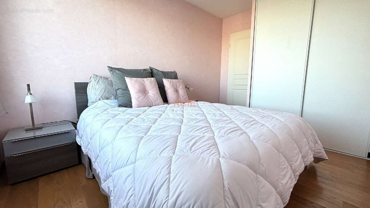 Appartement à LOUVRES