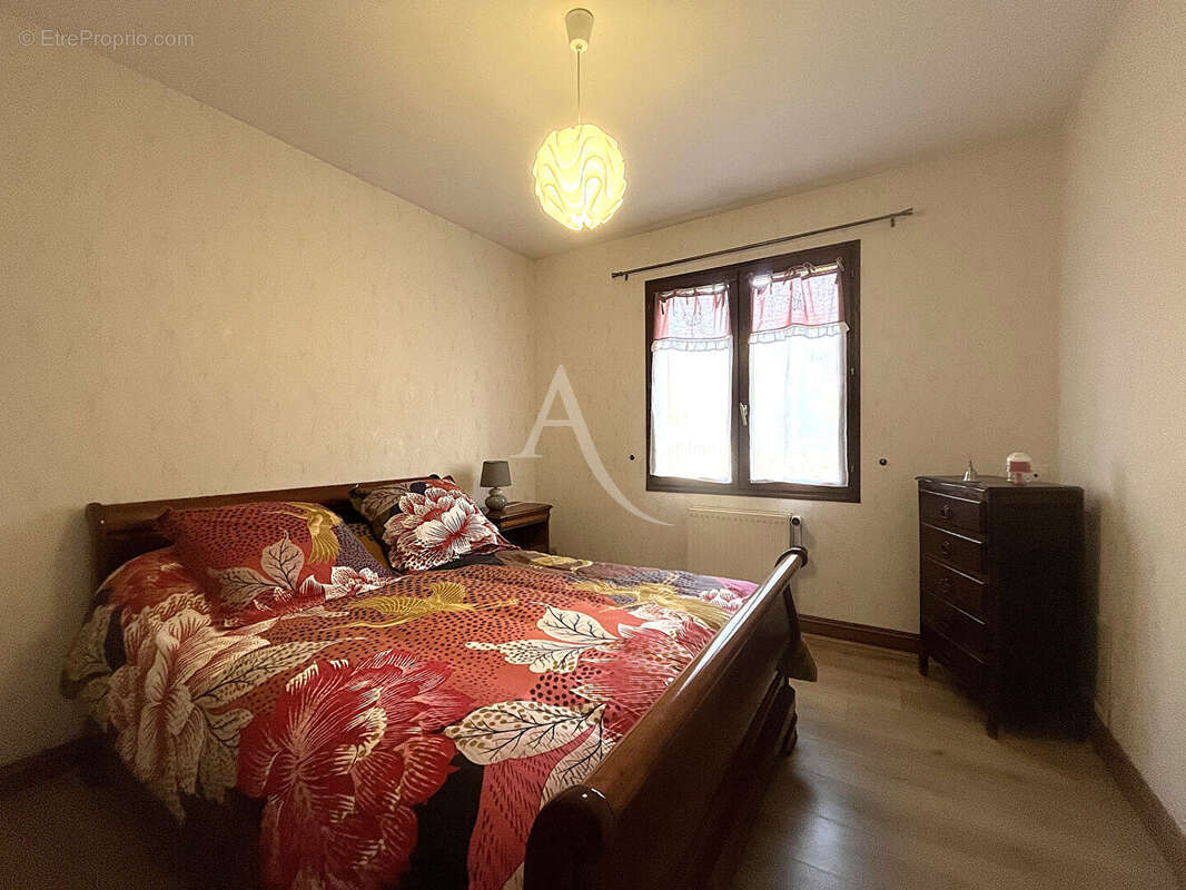 Maison à SAINT-GERVAIS-LA-FORET