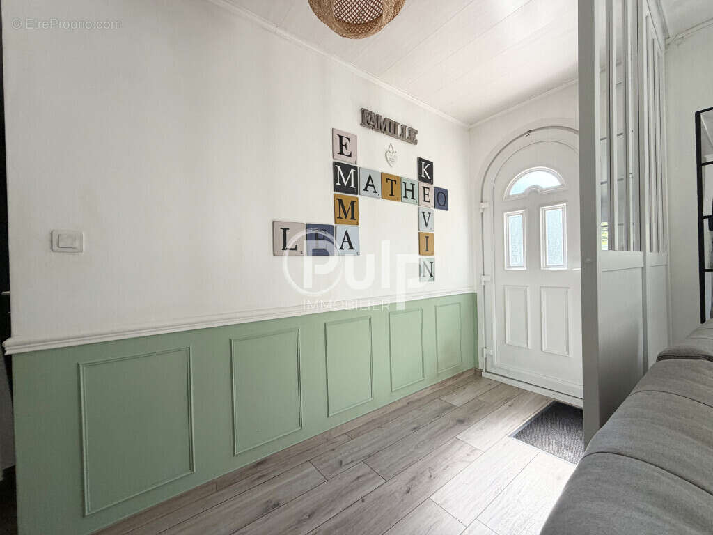 Magnifique plain pied sur sous sol complet - photo 4