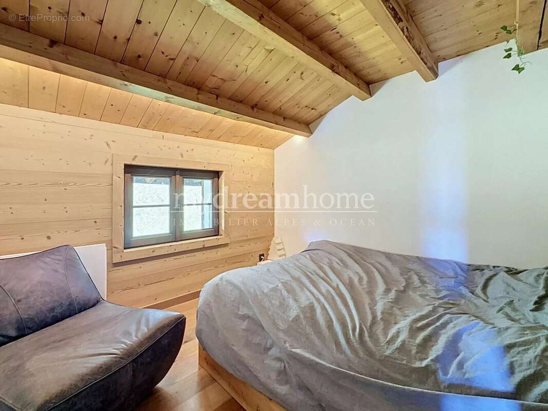 Rare ! exclusivite : chalet d alpage vue mont blanc sur les hauteurs de saint nicolas la chapelle (73590) - photo 14
