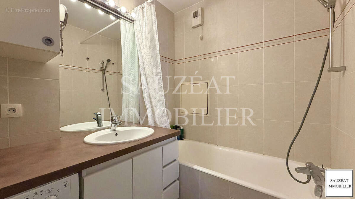 Appartement à ISSY-LES-MOULINEAUX