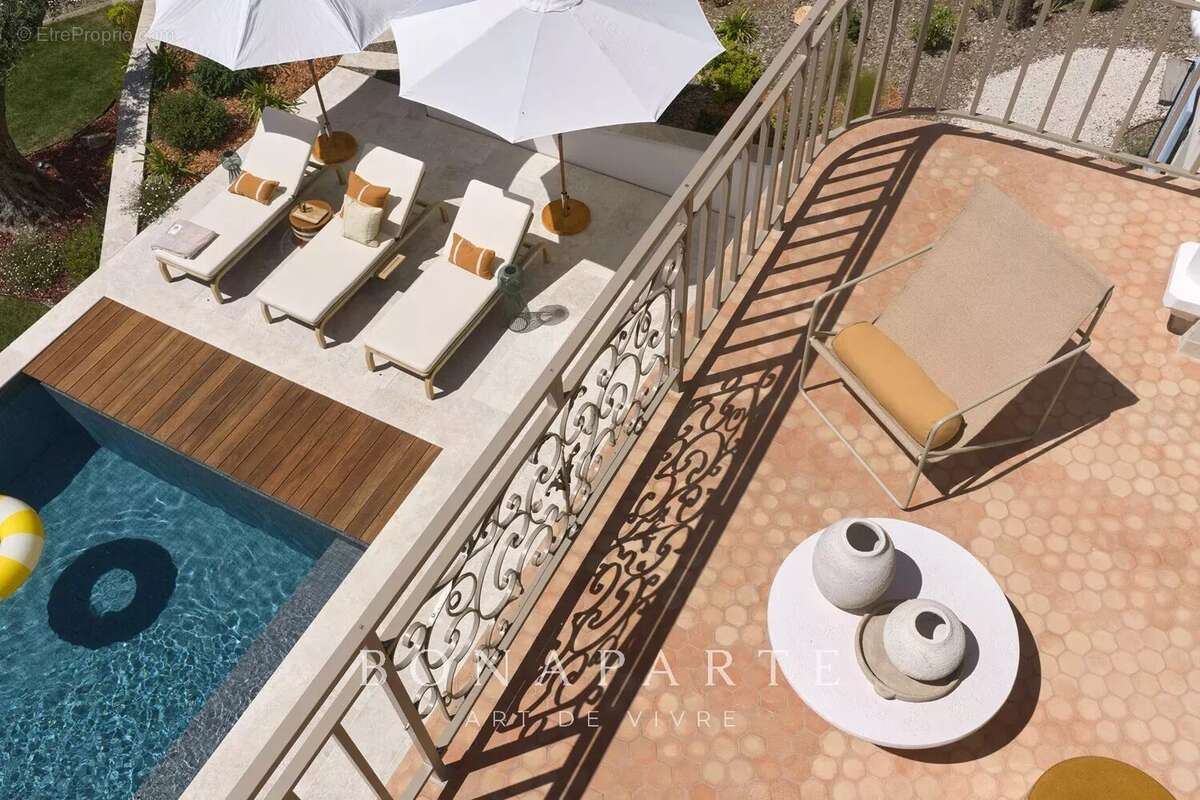 Maison à SAINT-RAPHAEL