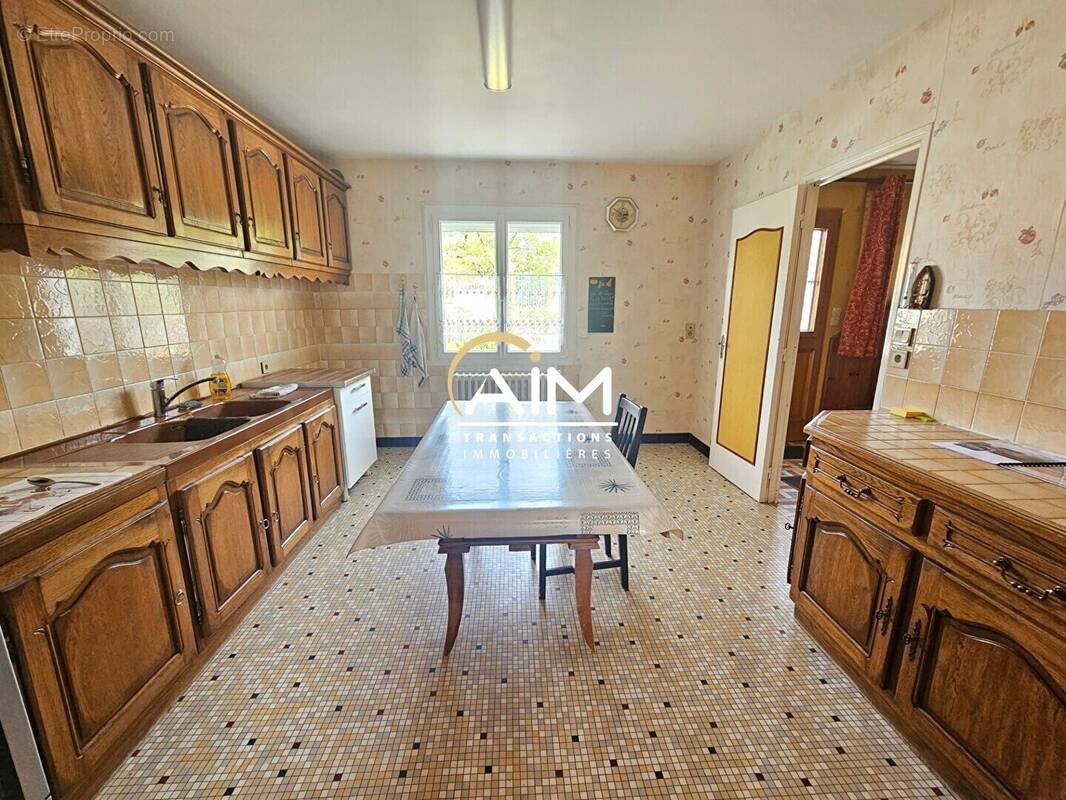 Maison à MONTLOUIS-SUR-LOIRE
