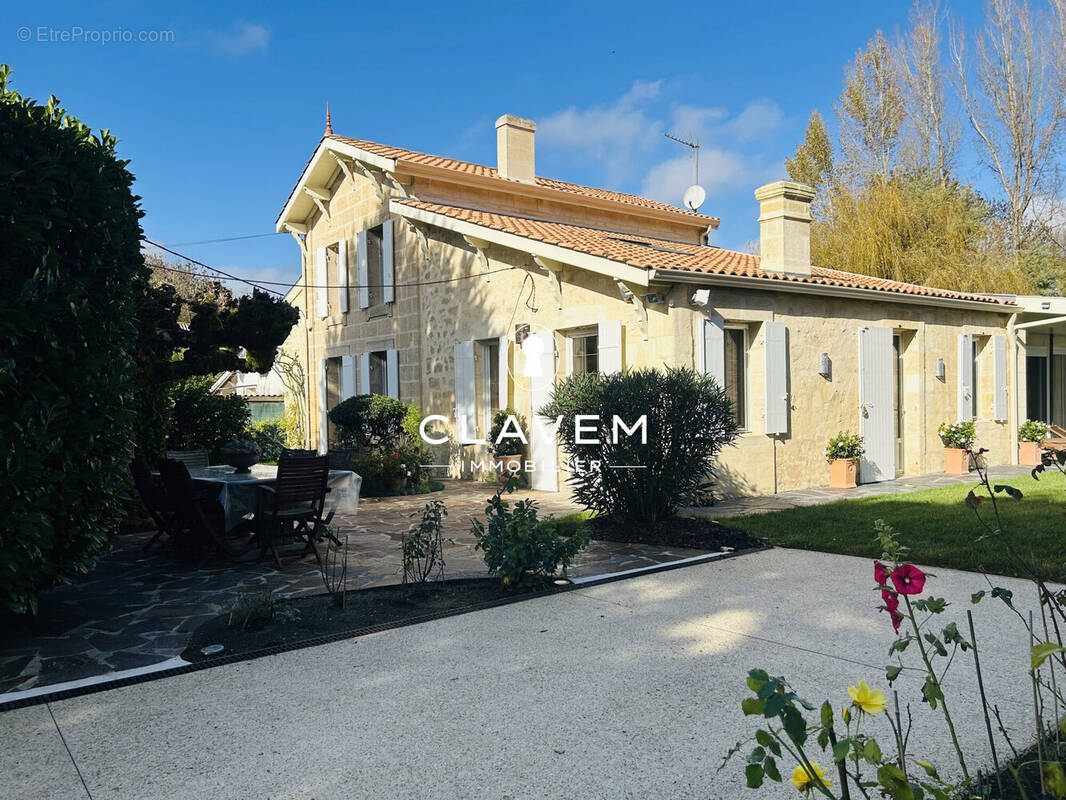 Maison à SAINT-ANDRE-DE-CUBZAC