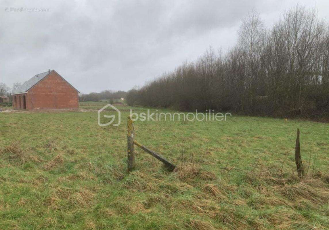 Terrain à BEUZEVILLE