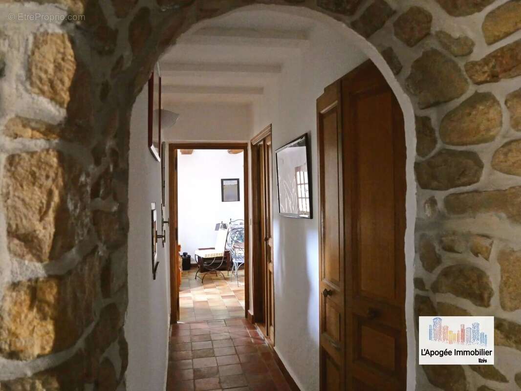 Maison à UZES