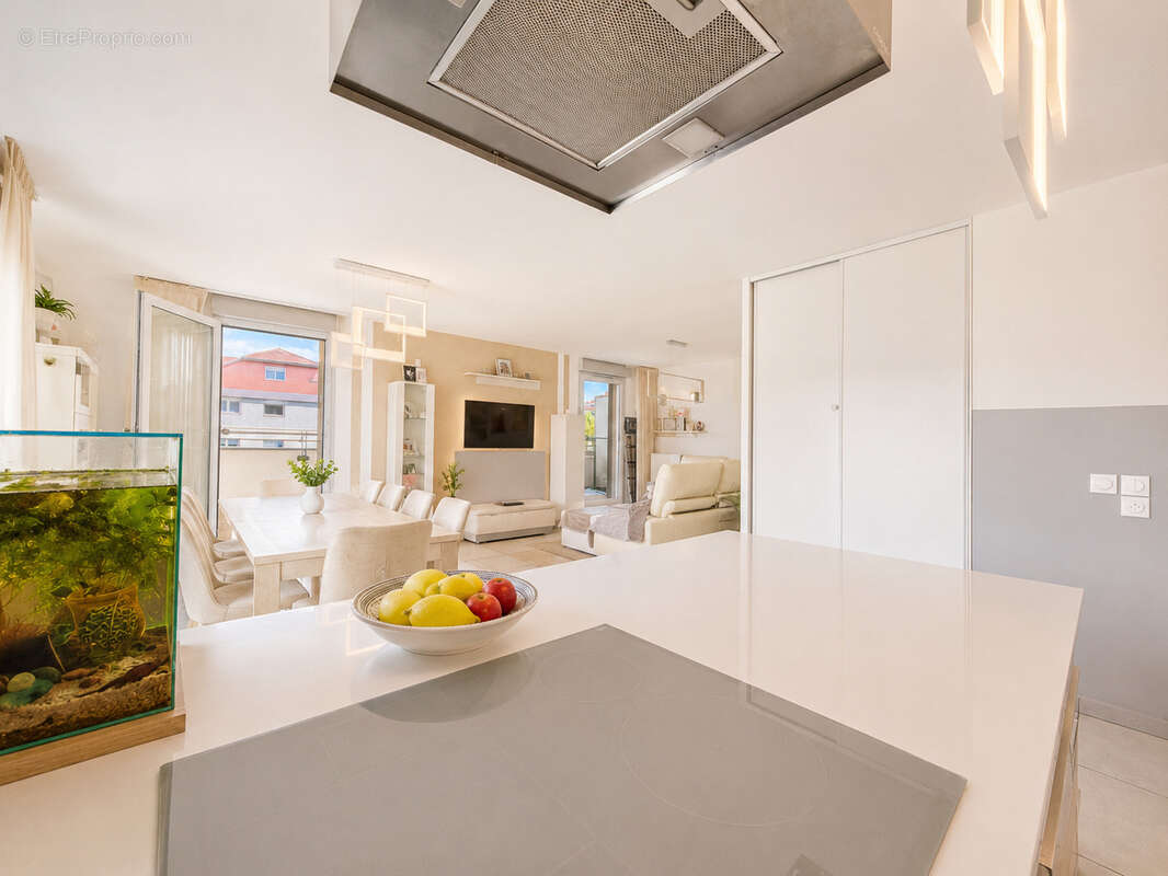Appartement à VETRAZ-MONTHOUX
