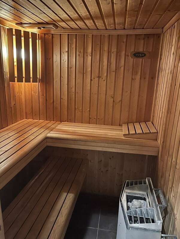 INVESTISSEMENT LOCATIF  CHAMOUILLE  Résidence de tourisme Center Parcs Le Lac d'Ailette - 6.52% de rentabilité - photo 12