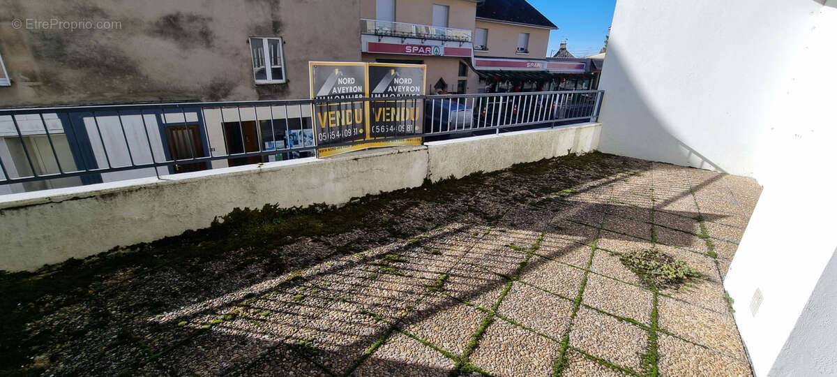 Appartement à SAINT-AMANS-DES-COTS