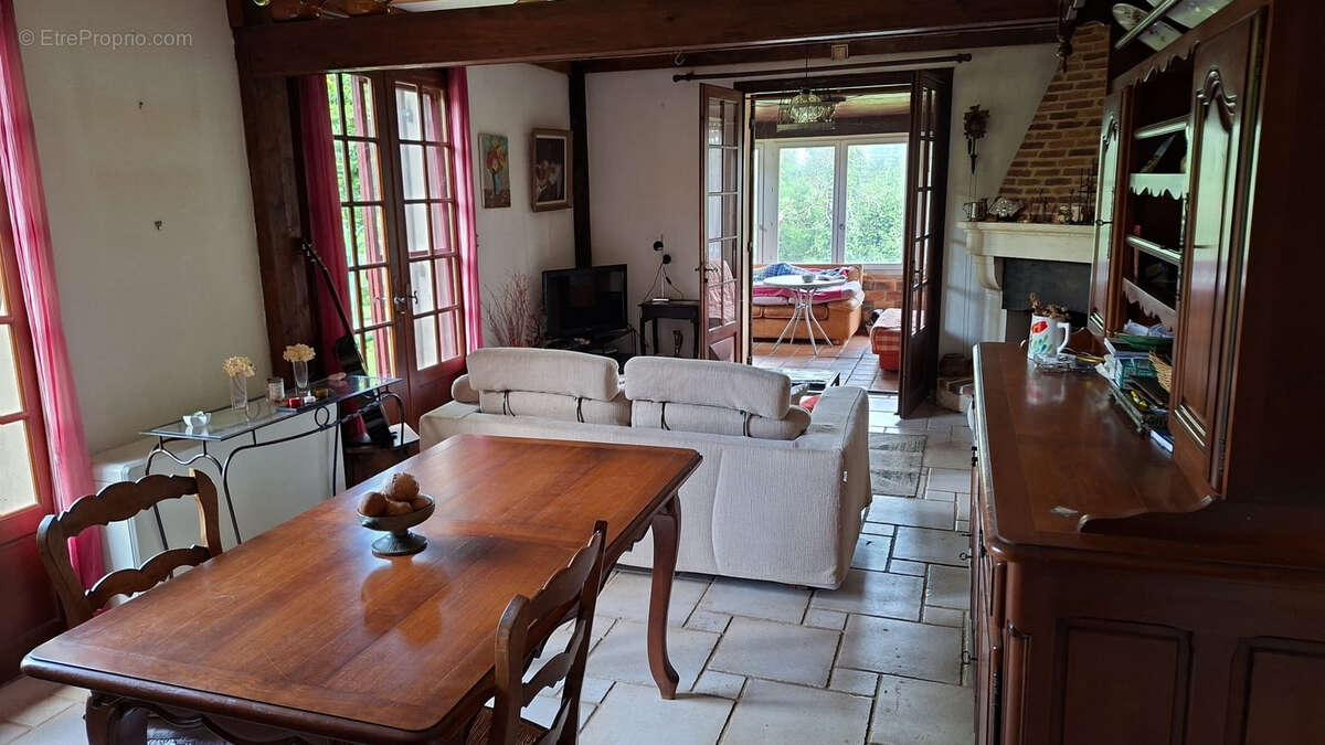 Maison à SIORAC-EN-PERIGORD
