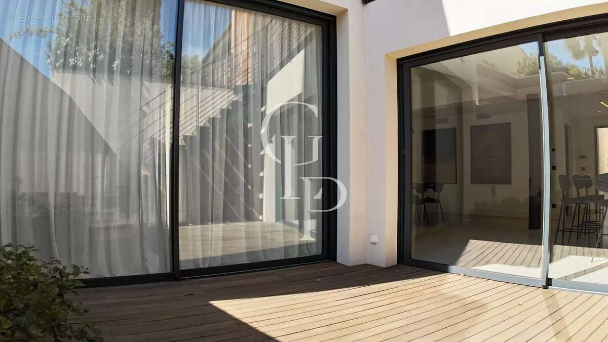 Maison à SAINT-JEAN-CAP-FERRAT