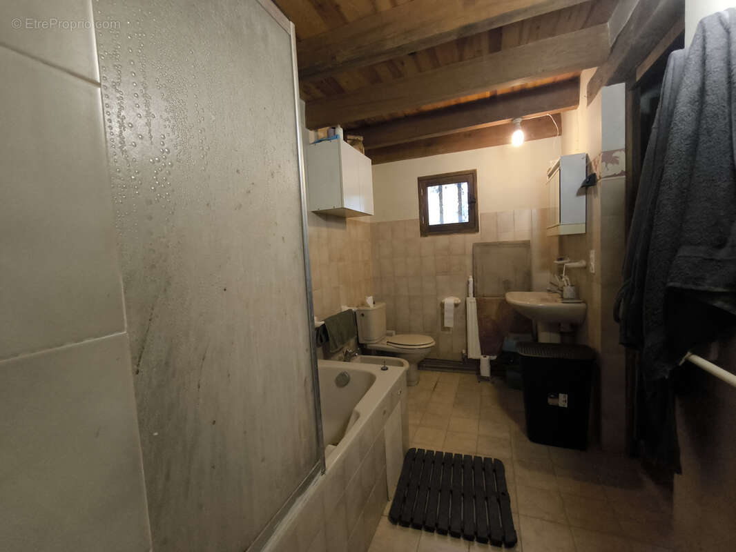 Maison à BAGAT-EN-QUERCY