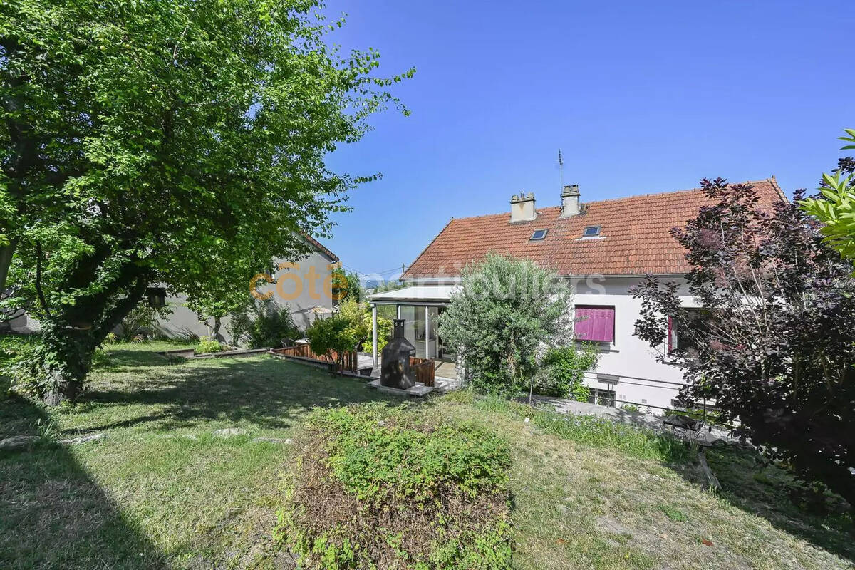 Maison à RUEIL-MALMAISON