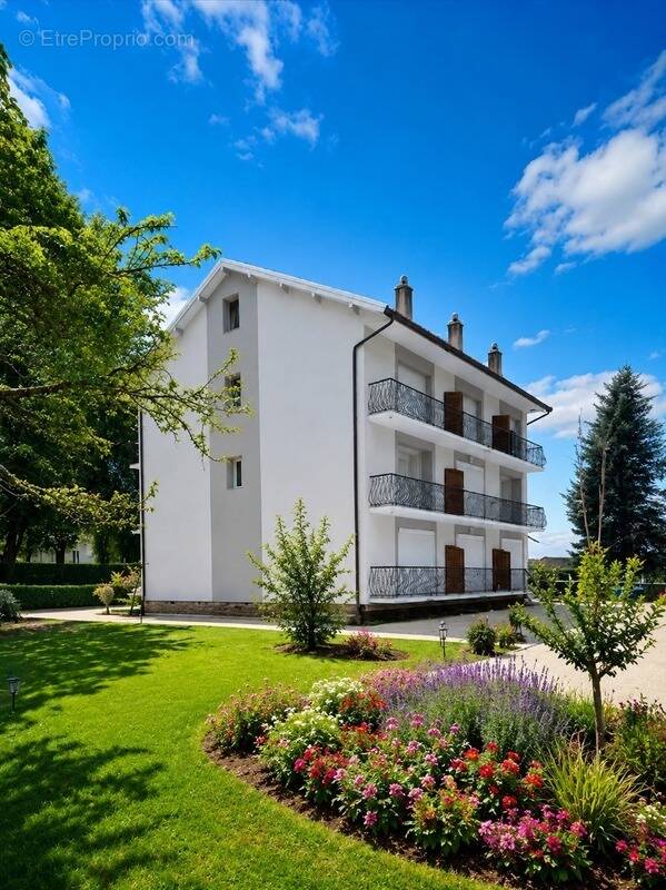 Appartement à BAINS-LES-BAINS