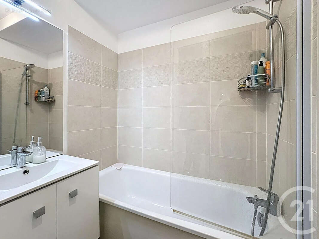 Appartement à DAMMARIE-LES-LYS
