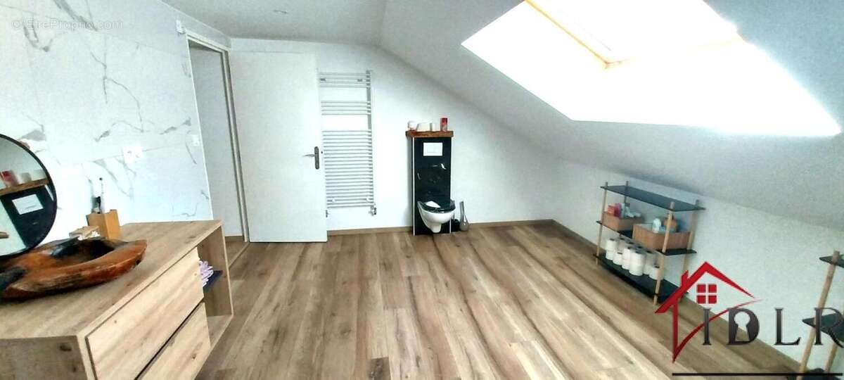 Maison à FOUGEROLLES