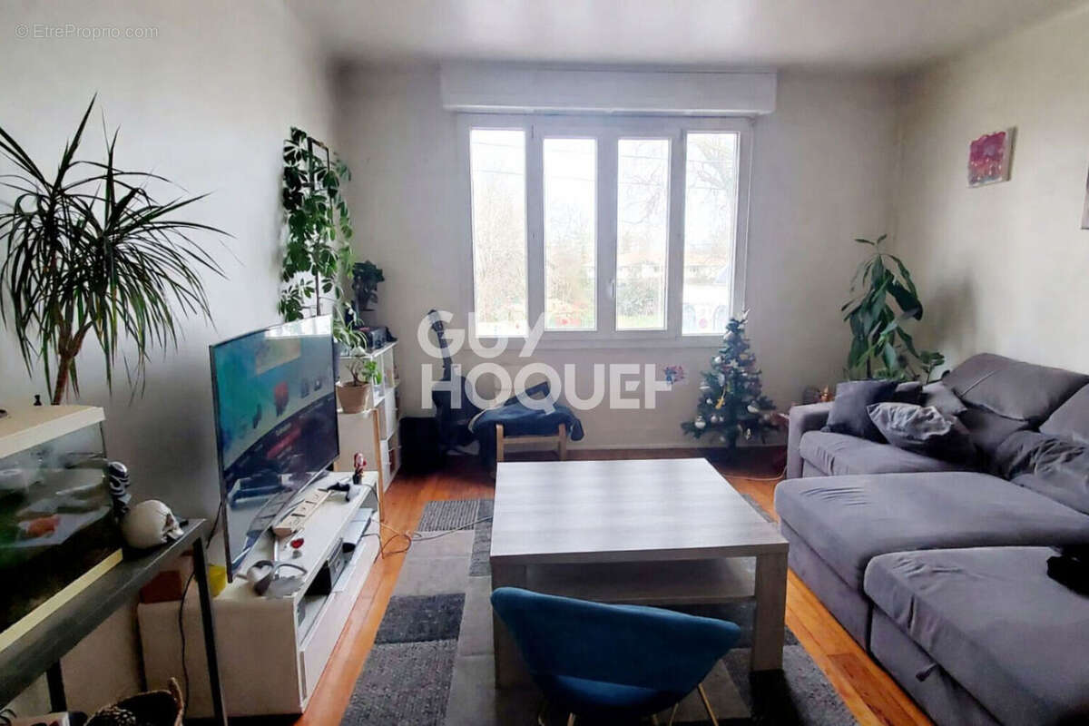 Appartement à SOUSTONS