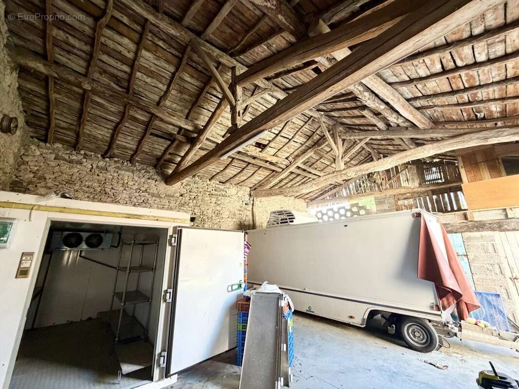 Maison à MARTRES-SUR-MORGE
