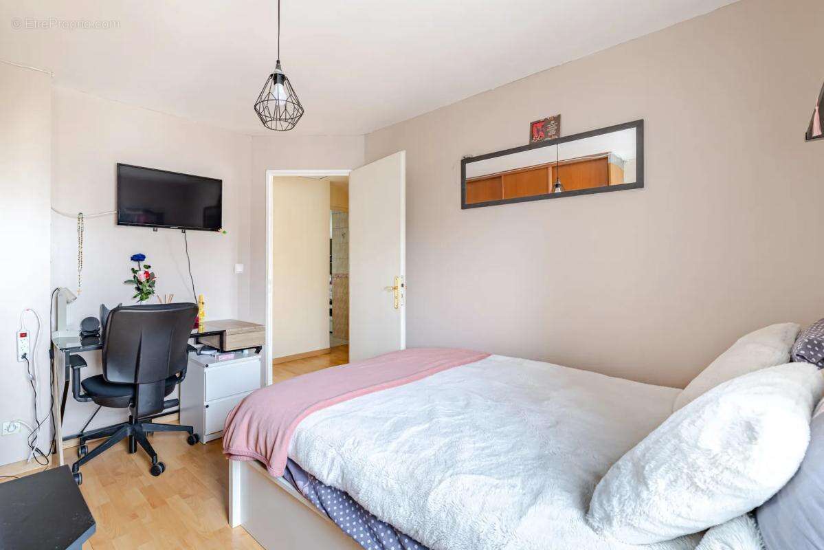 Appartement à LOUVRES