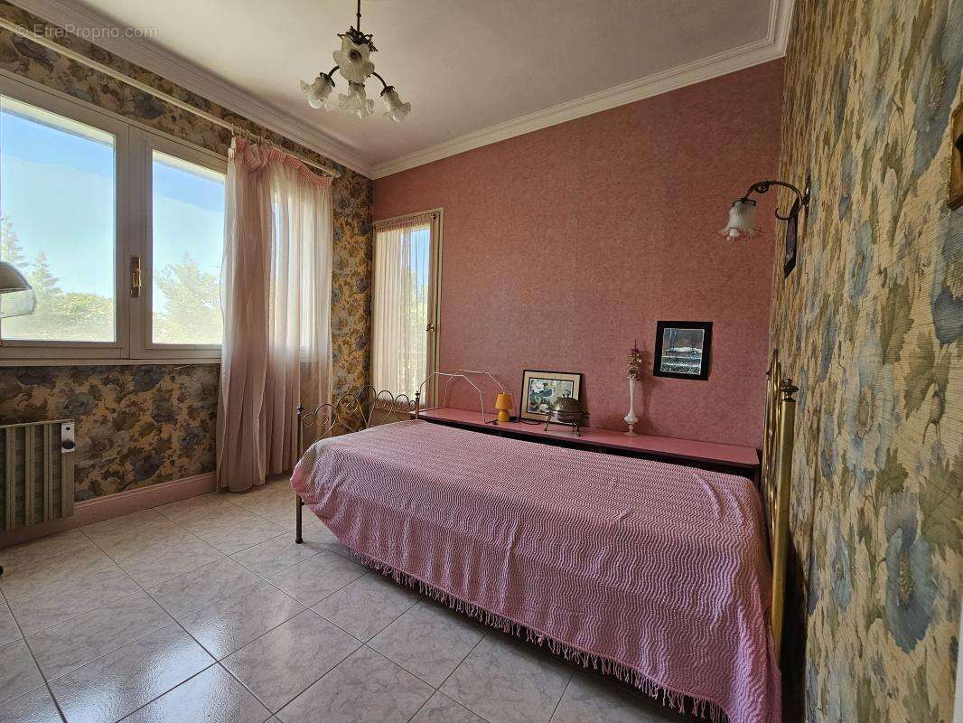 Maison à COURNONTERRAL