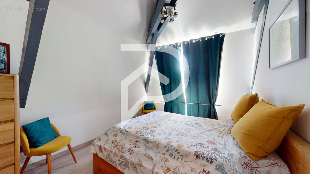 Appartement à MAREIL-MARLY