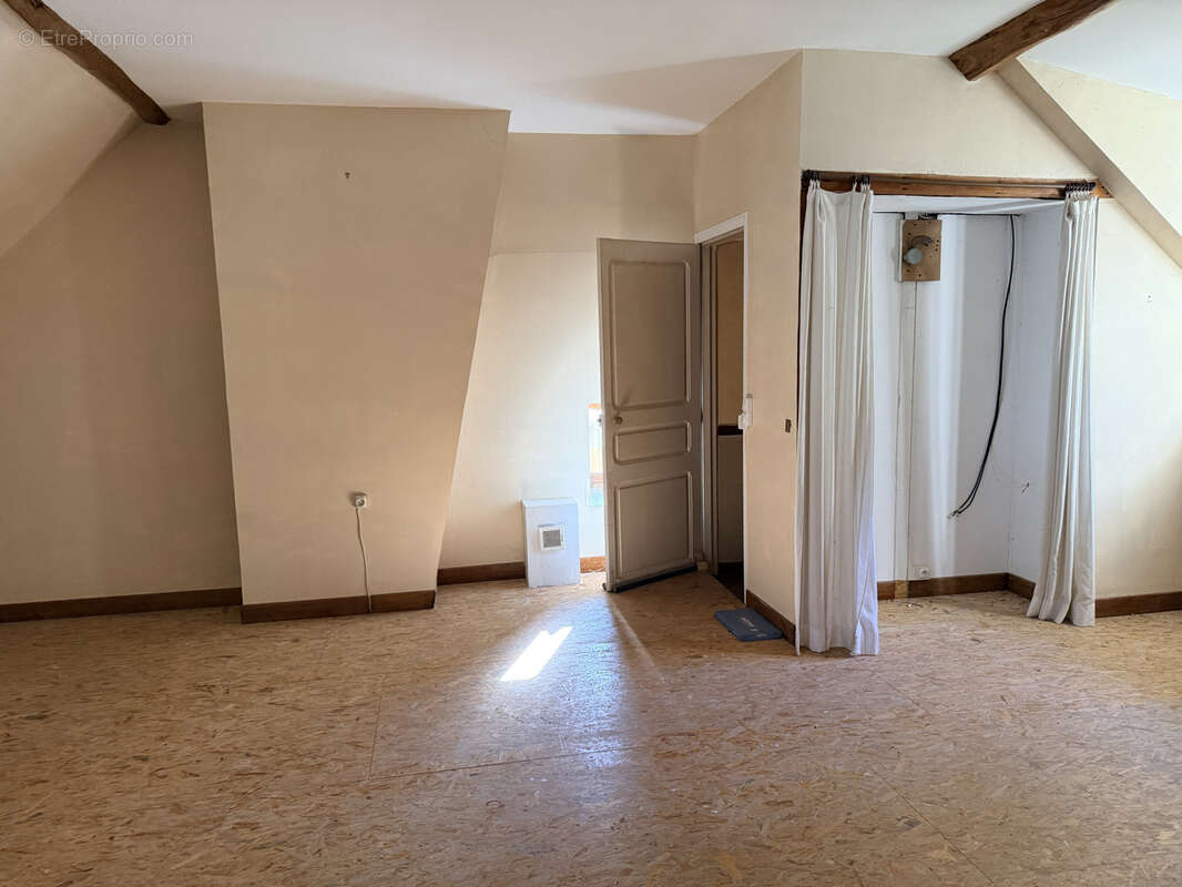 Maison à FERREUX-QUINCEY