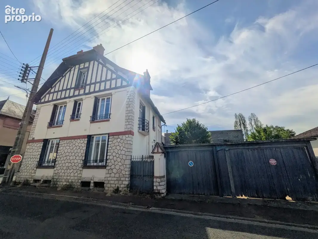 Maison à CHALETTE-SUR-LOING