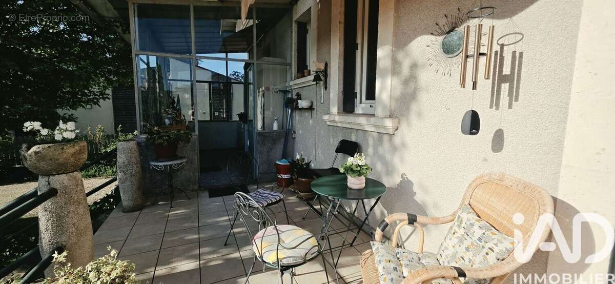 Photo 5 - Maison à SAINT-ASTIER