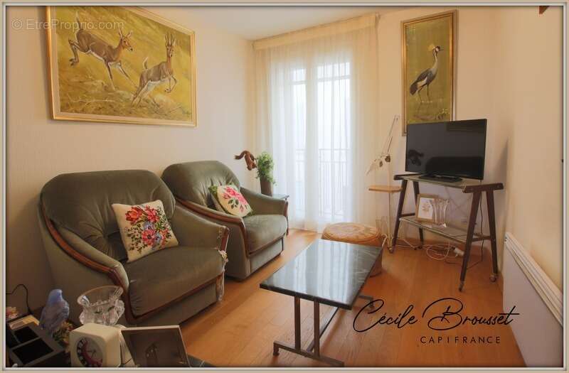 Maison à SAINT-LAURENT-DE-CERDANS