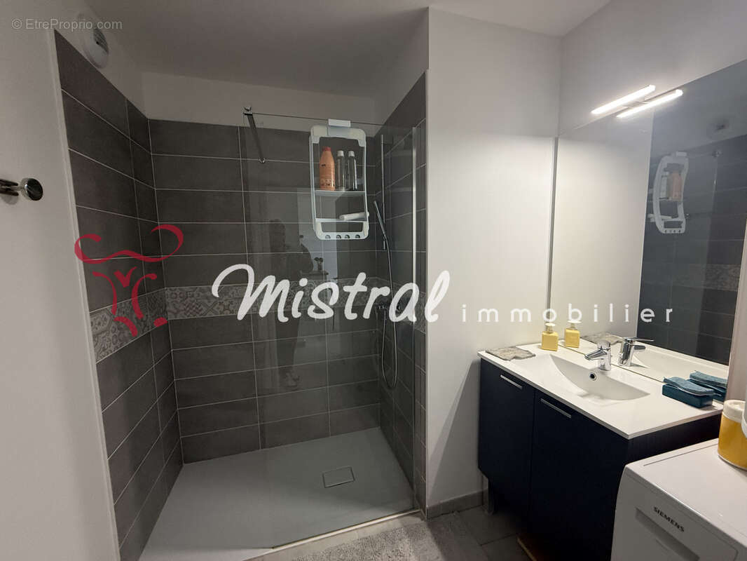 ***SOUS OFFRE MISTRAL ****Appartement P2 avec parking et garage proche centre ville AIGUES-MORTES - photo 10