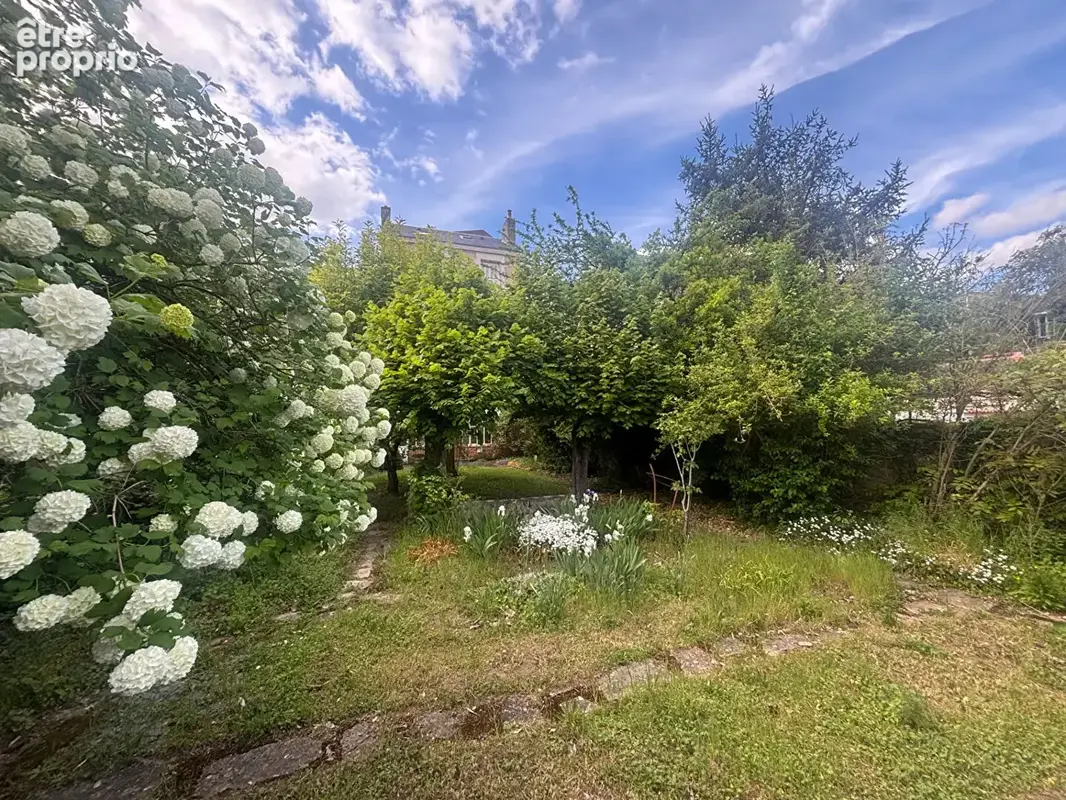 Rare sur le Plateau de Poitiers - Maison de caractère de 216 m² avec grand terrain - photo 5