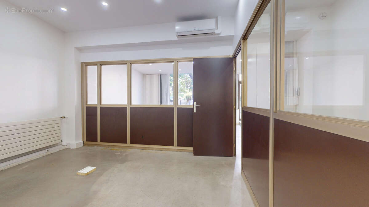 Commerce à PARIS-12E