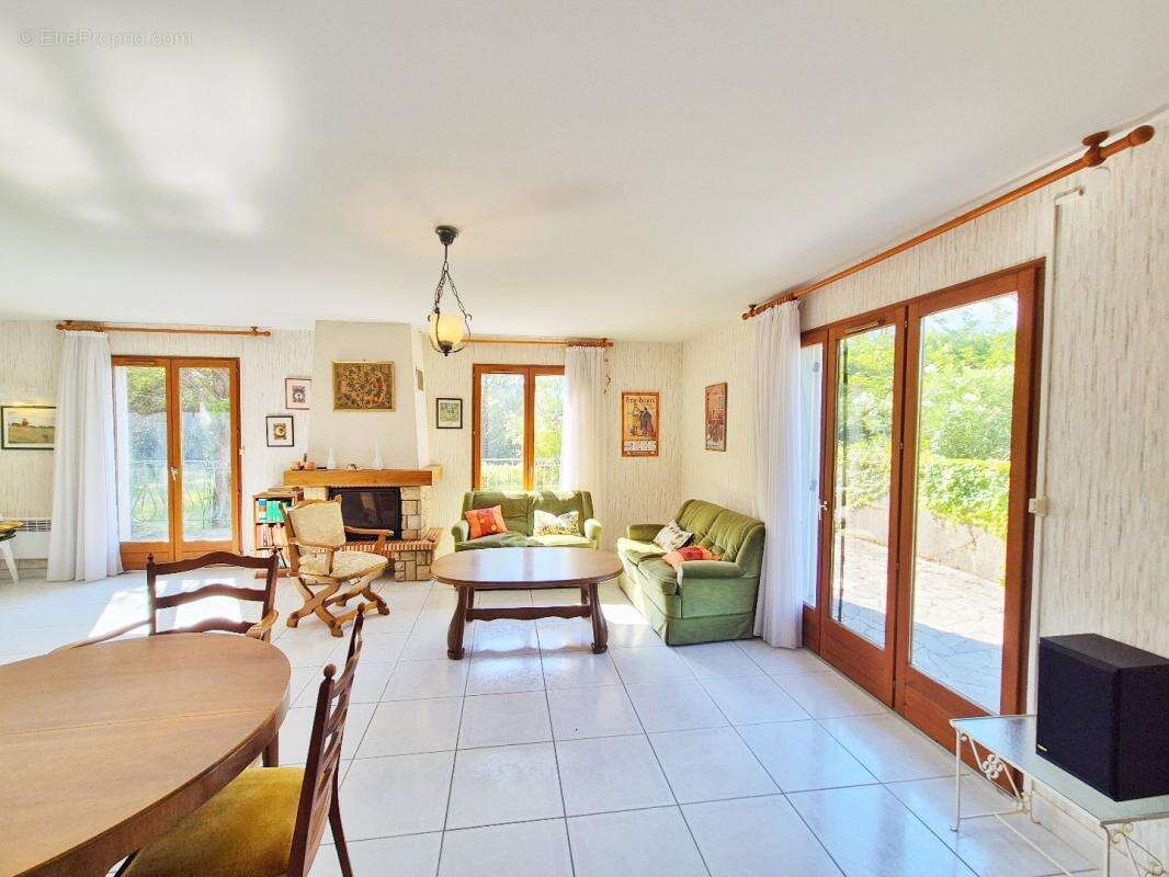 Maison à LAMALOU-LES-BAINS