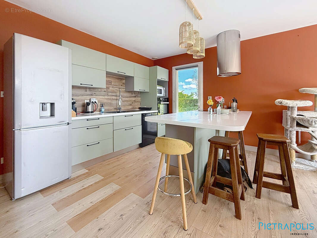 Maison à PONTCHARRA-SUR-TURDINE