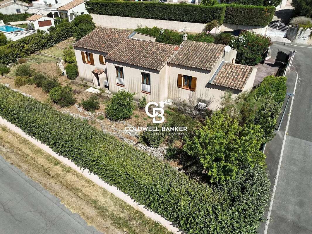 Maison à PUGET-SUR-ARGENS