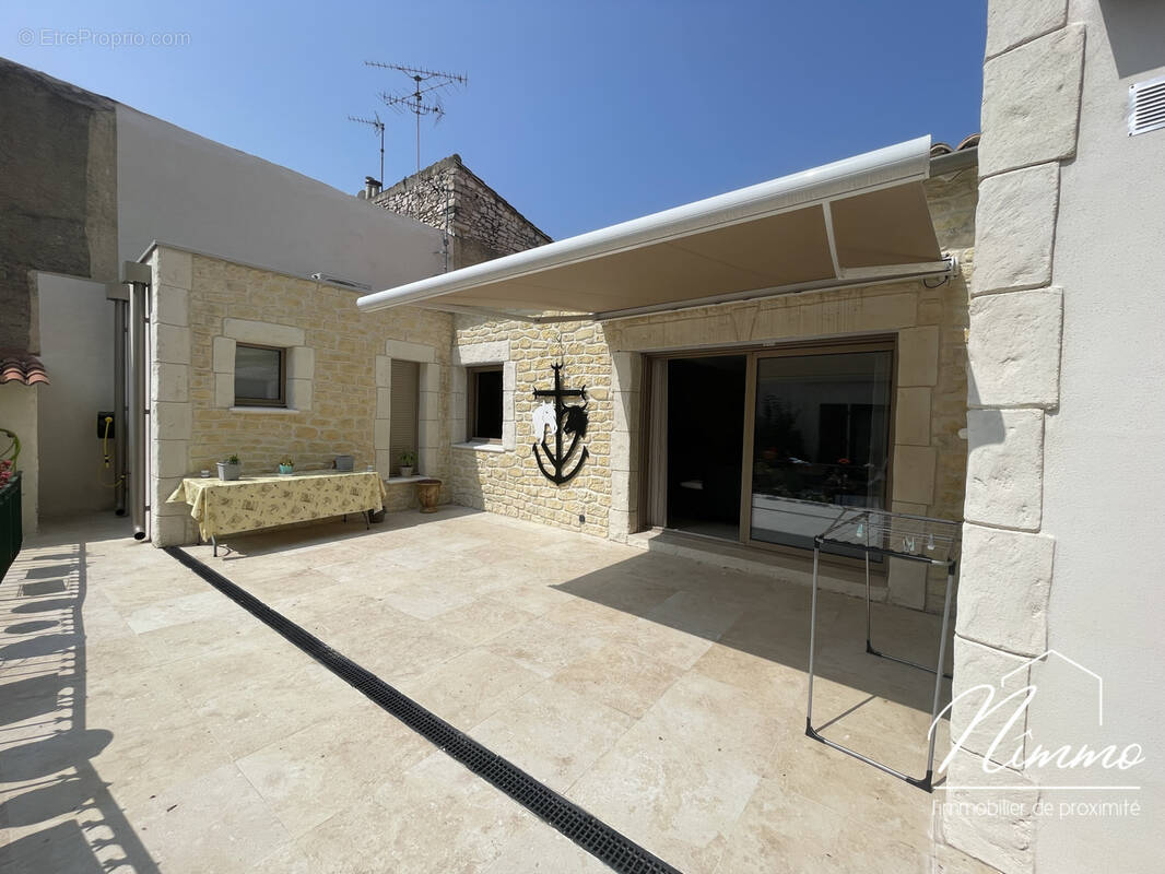 Appartement à NIMES