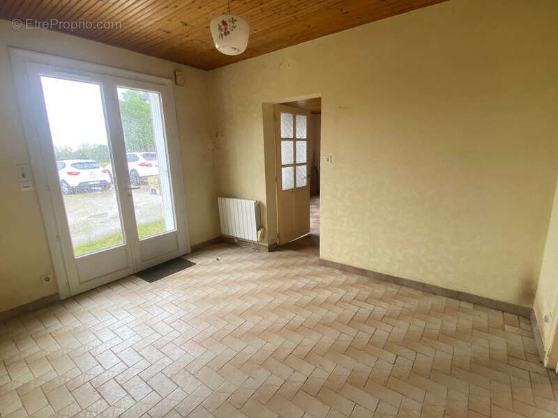 Maison à LA CHAPELLE-ACHARD