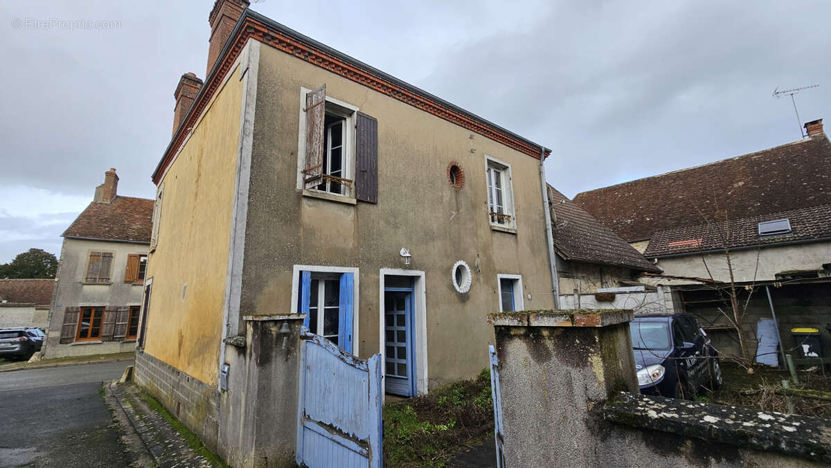 Maison à AUXY