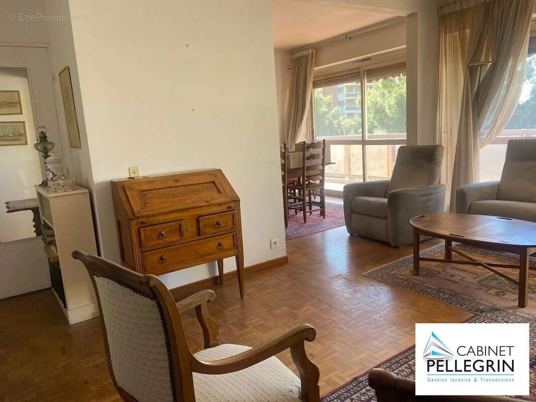 Appartement à MARSEILLE-6E