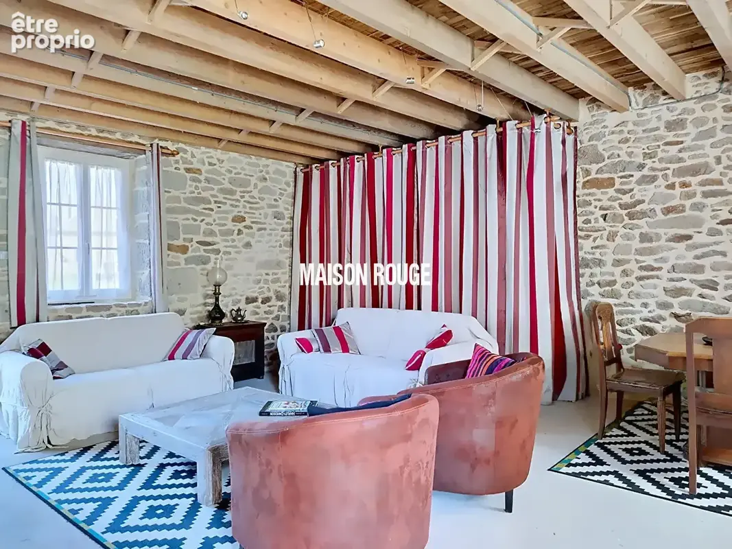 Belles possibilités pour cette  Maison  de pays au coeur du bourg - photo 8