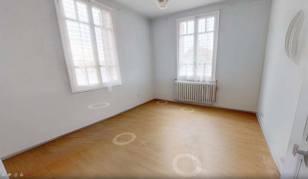 Maison à SAINT-ALBAN-SUR-LIMAGNOLE